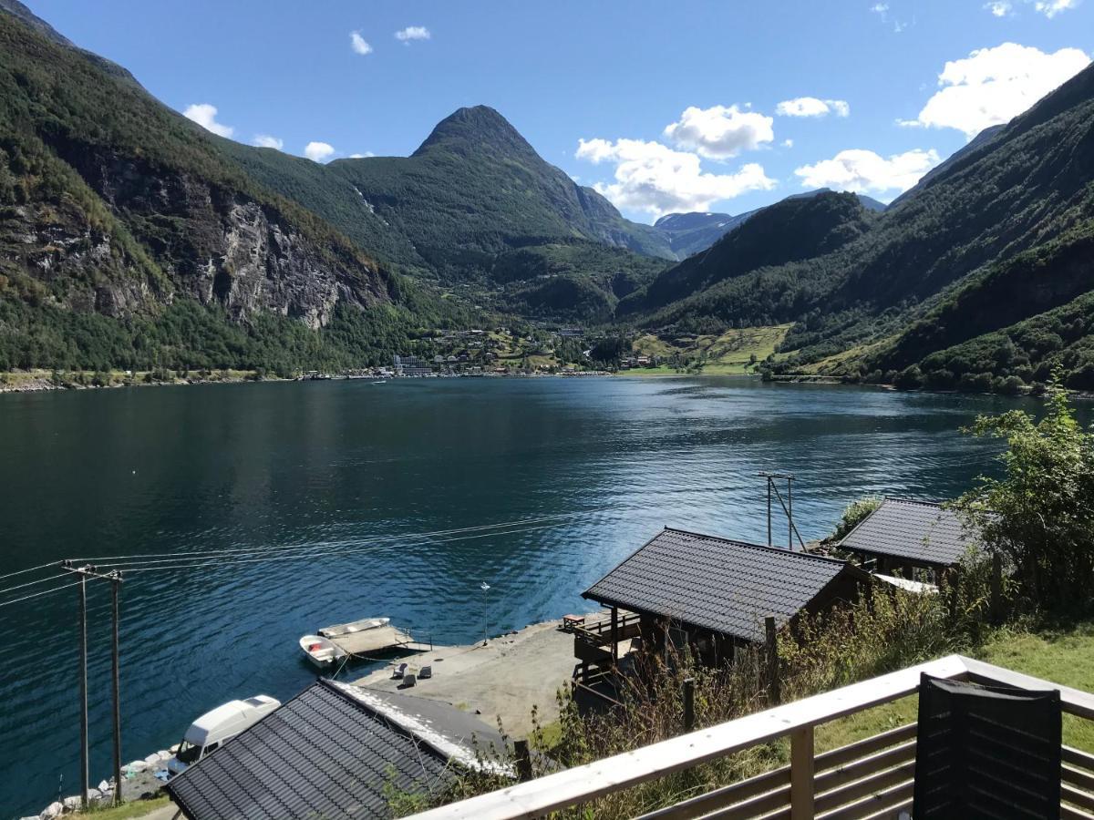 Solhaug Fjordcamping Vila Geiranger Exterior foto