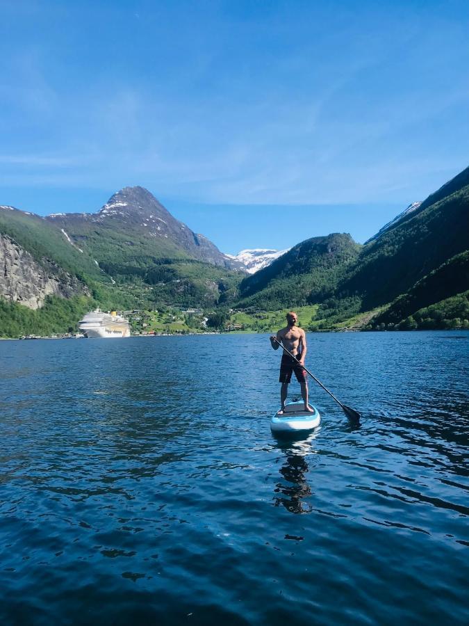 Solhaug Fjordcamping Vila Geiranger Exterior foto